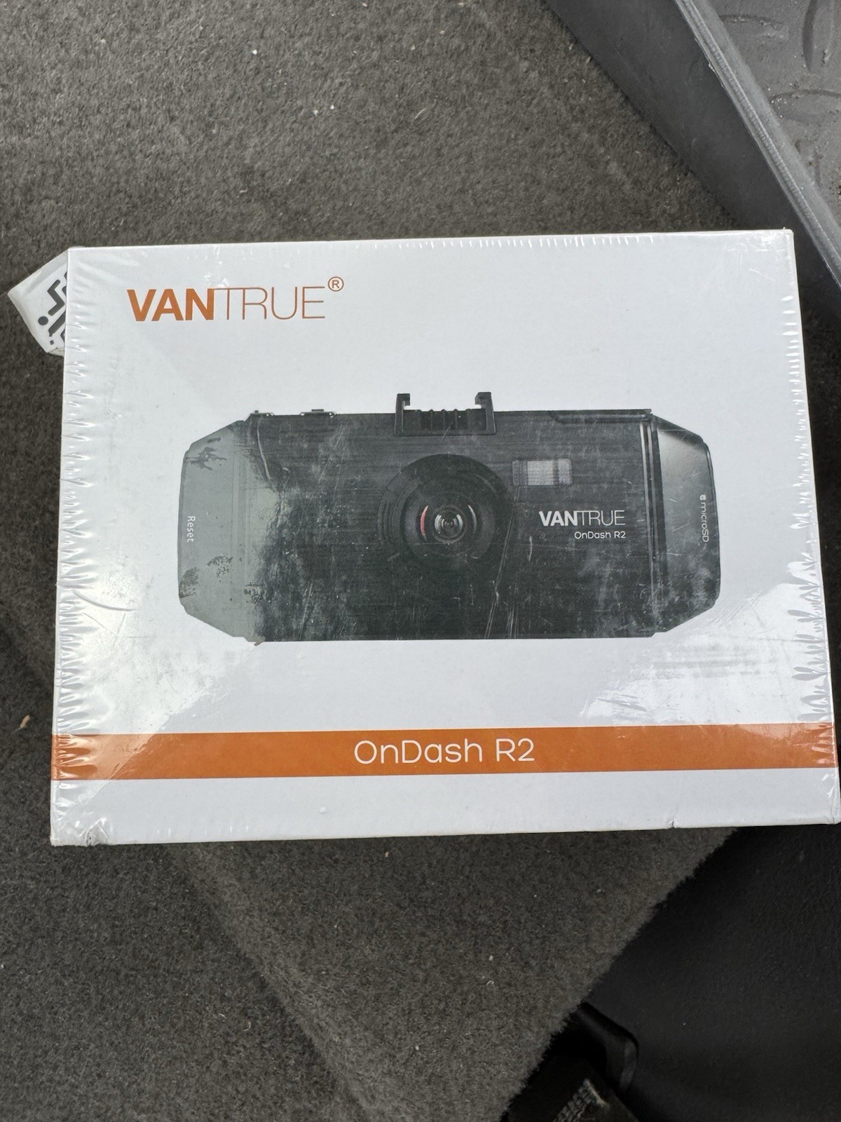 VanTrue OnDash R2 Dash cam - Built in battery - HDR 60fps - Orignal packaging