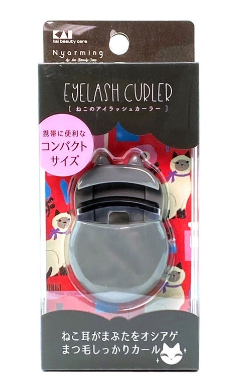 New KAI Nyarming Cat-Shaped Eyelash Curler & Foundation Puffs Bundle