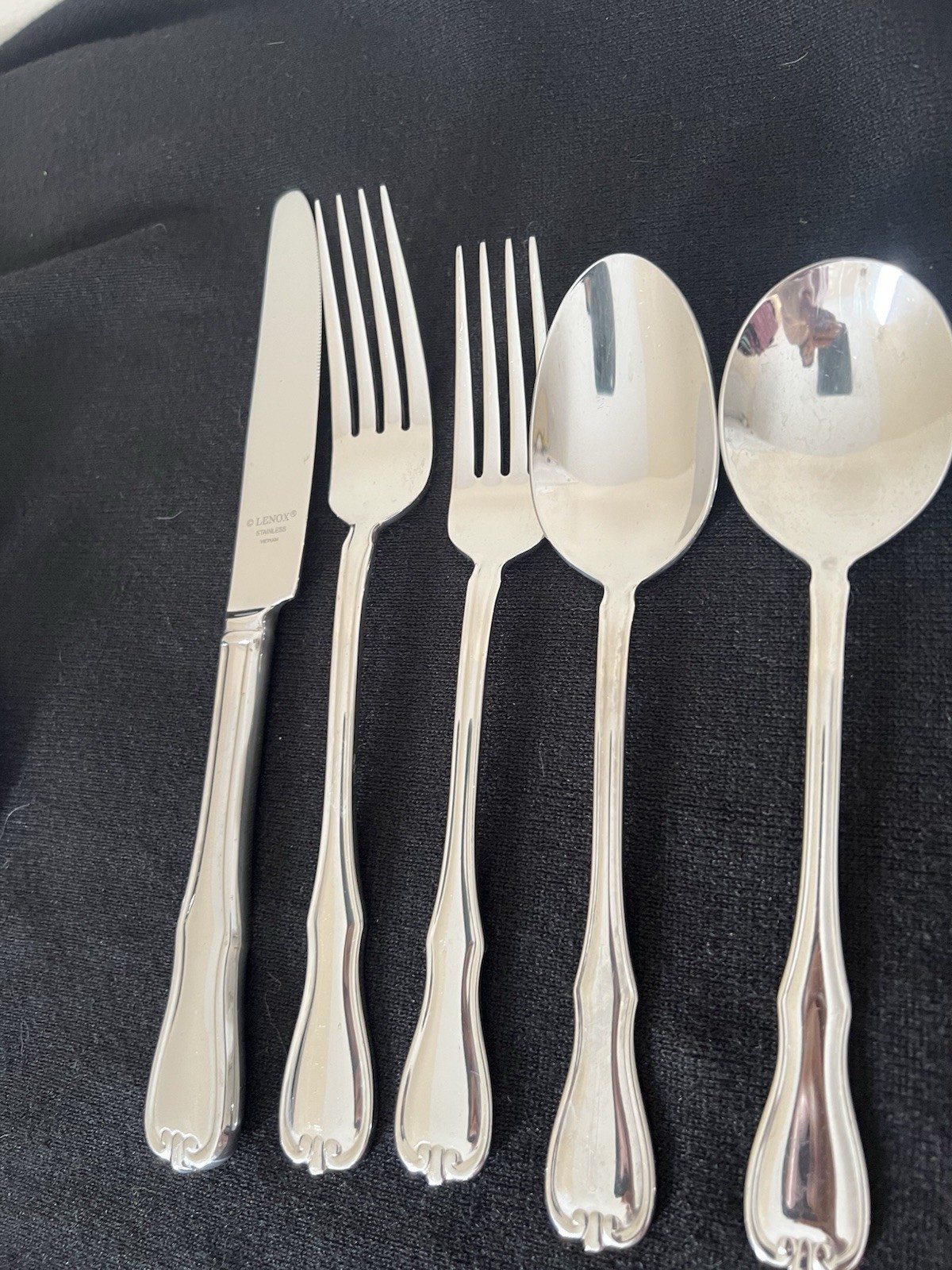 Lenox Pine Grove Stainless Flatware 18/10 Set 7 Piece Place Setting for One