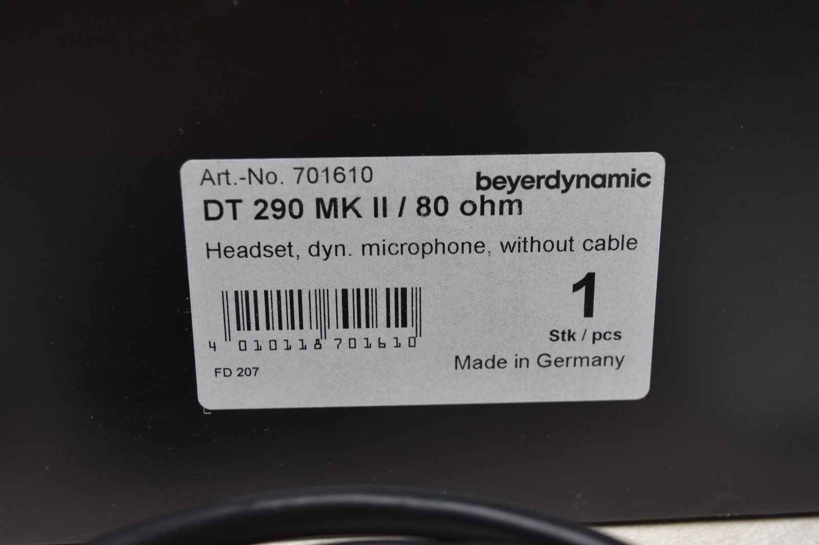 (Lot E7) Beyerdynamic DT 290 MK II / 80 ohm Headset with Dynamic Microphone