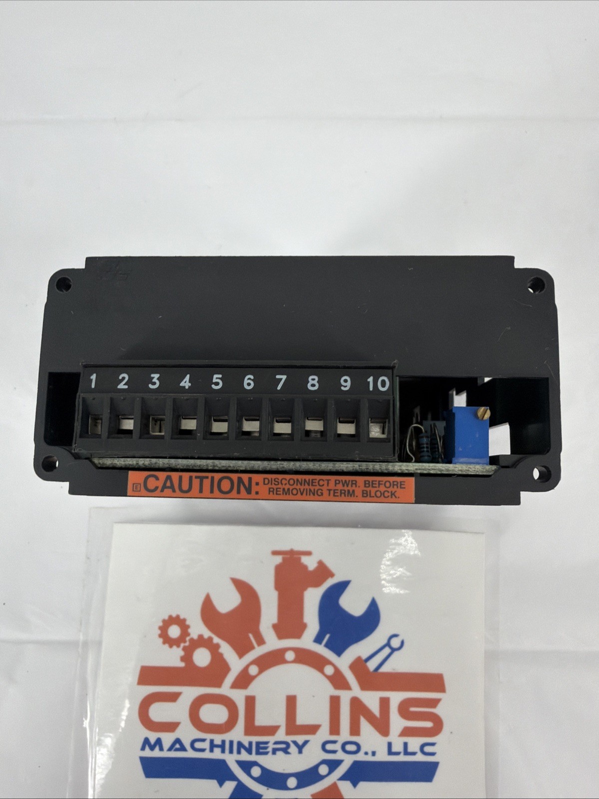 Red Lion Controls aPLVA400 Panel Voltmeter, AC Voltage, 4 Digit, 115VAC, 50/60Hz