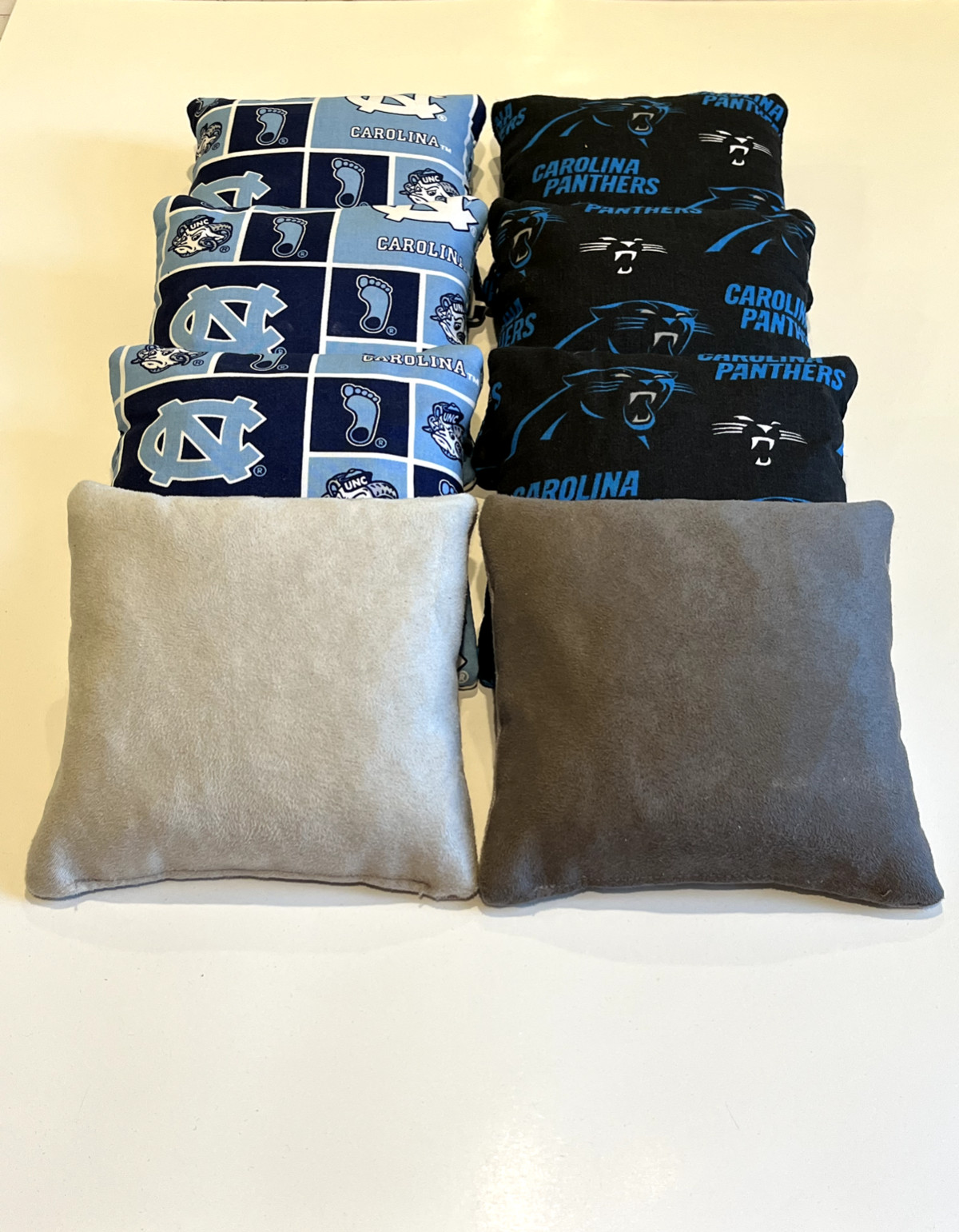 8 BEAN BAGS CORN HOLE NORTH CAROLINA TARHEELS CAROLINA PANTHERS stick and slick