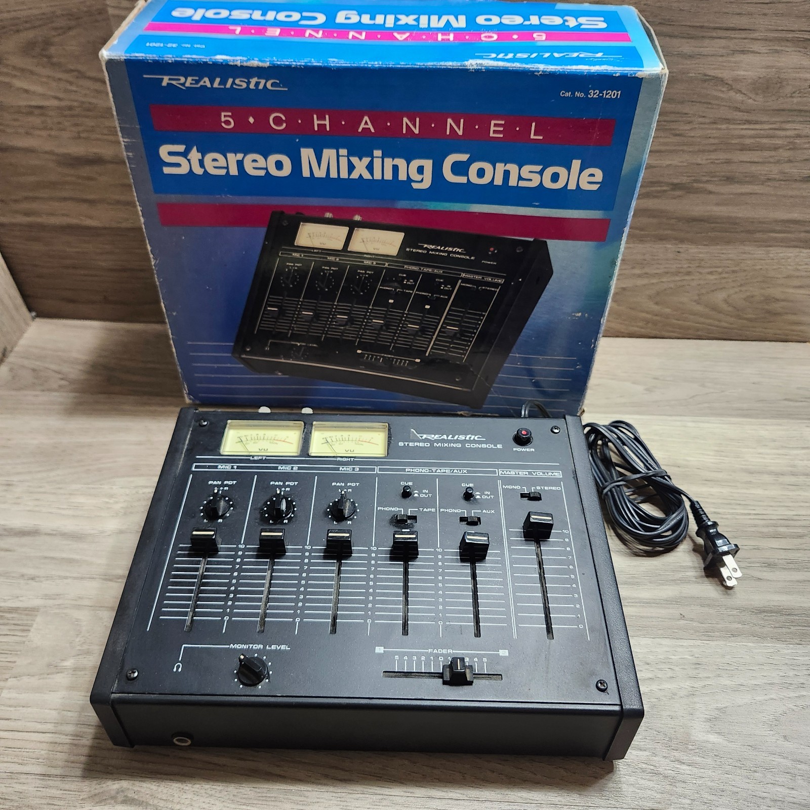 Vintage Realistic 32-1201 Stereo Mixing Console Analog 5-Channel 1980s - WORKS