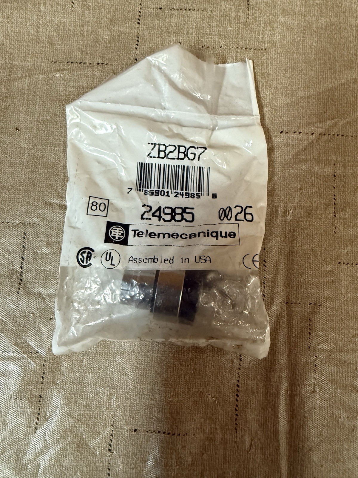 SCHNEIDER ELECTRIC ZB2-BG7 / ZB2BG7 (NEW IN BOX)