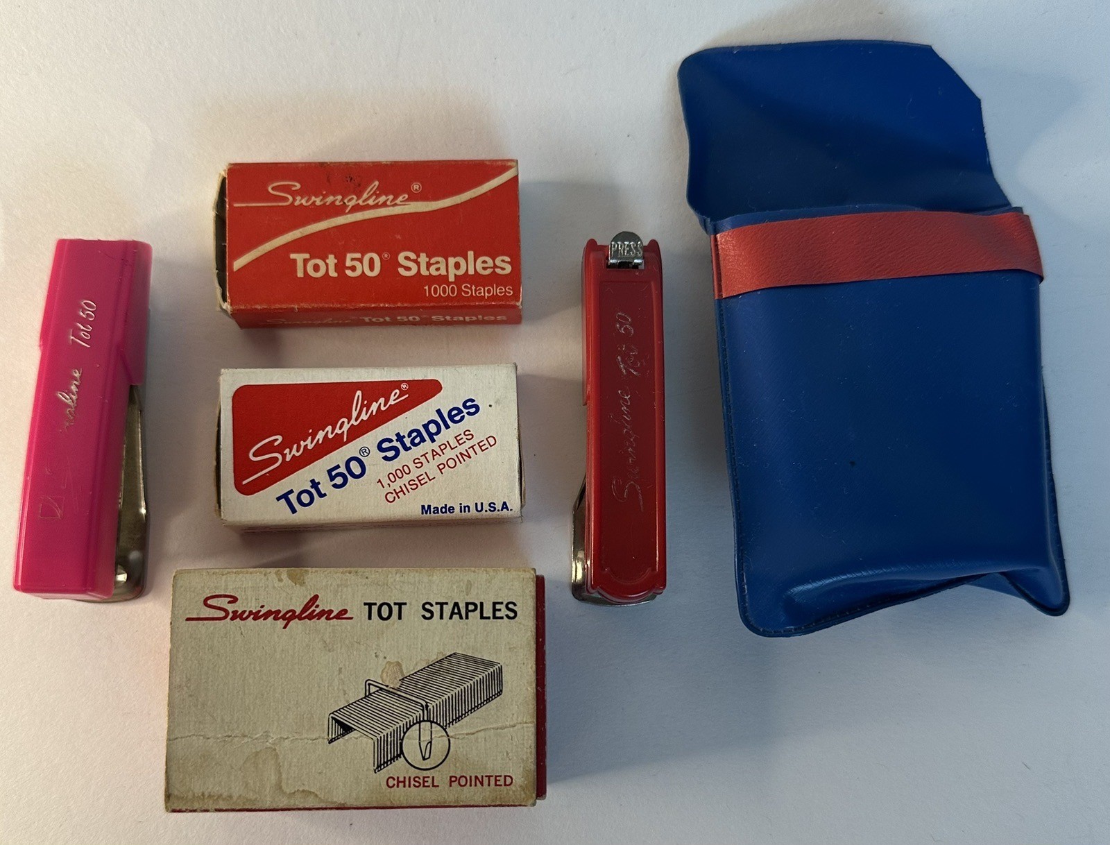 Lot 2 Vintage Red  Swingline Tot 50 Mini Staplers & 3 Boxes Of Staples