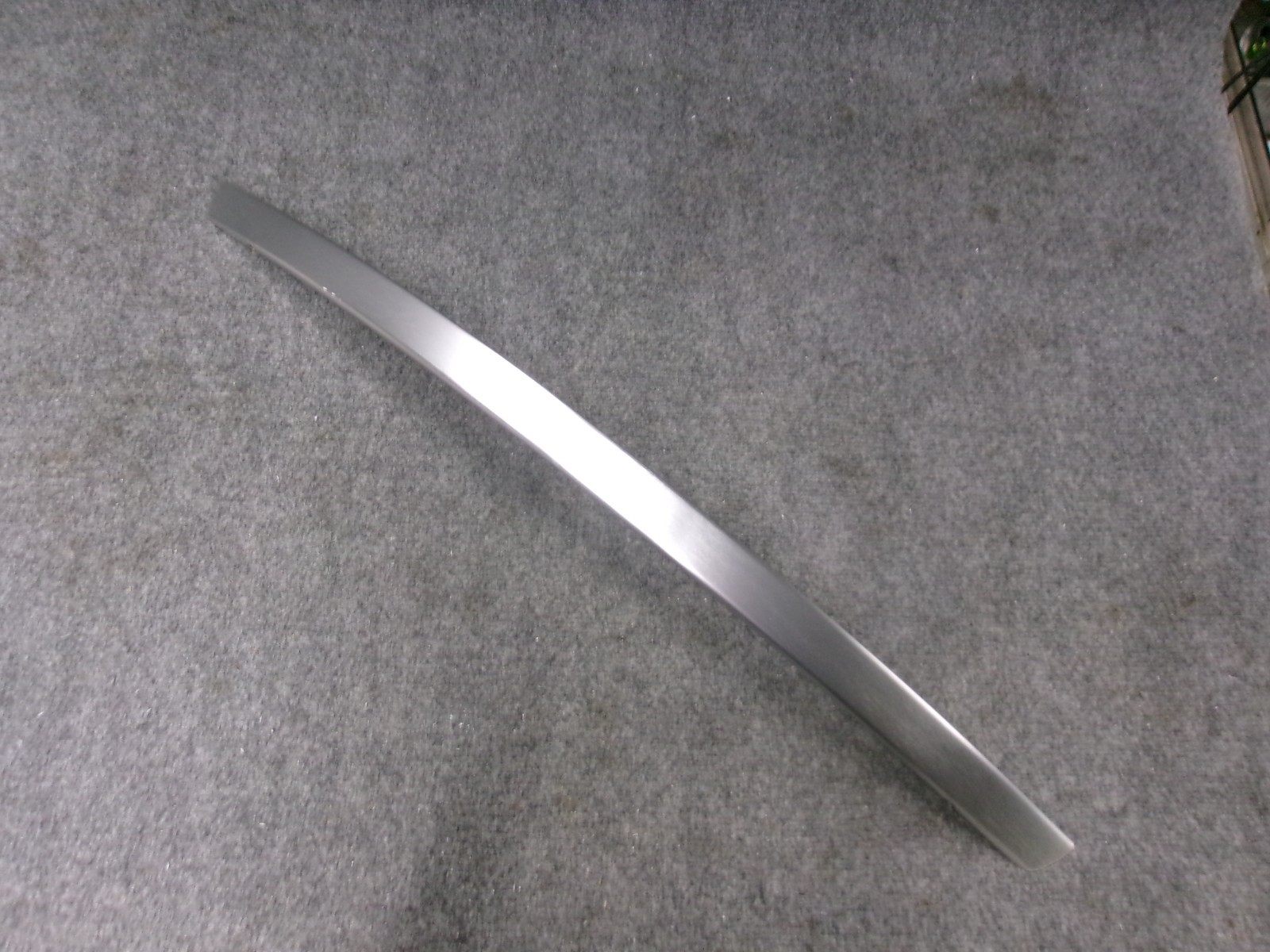 AED37133117 LG REFRIGERATOR FREEZER DOOR HANDLE  -  STAINLESS STEEL