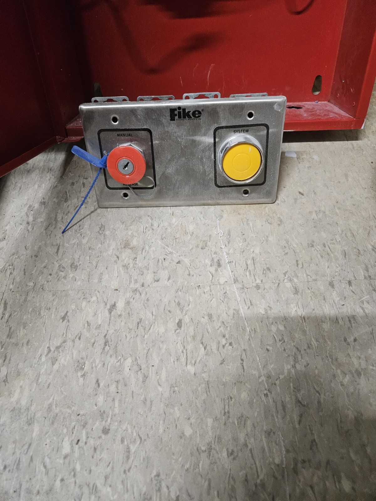 Fike Fm200 Single Hazard Panel and Cleaning Agent 99lbs Cleaning Agent 193 Total