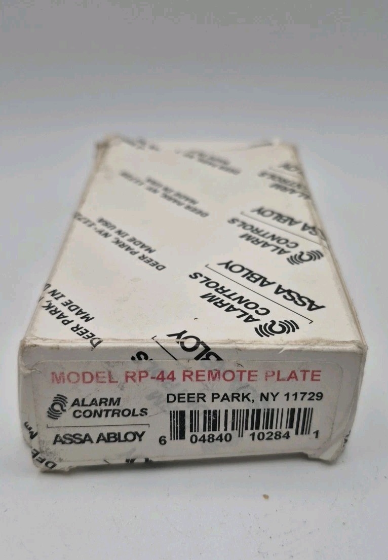 Alarm Controls RP-44 Plate With 2x FA-200 Buttons** NEW ** "Cats Eye Switch"