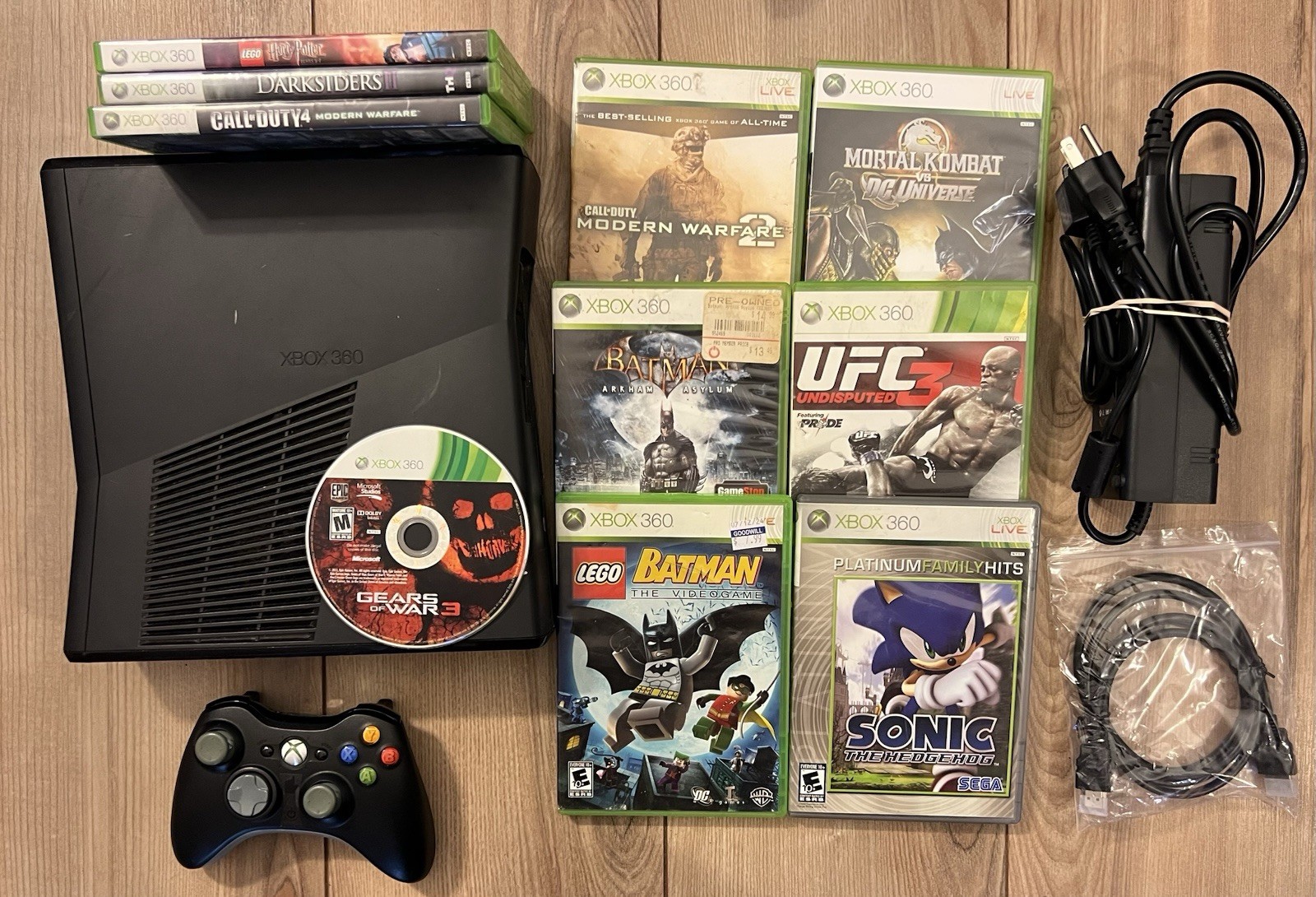Xbox 360 S Slim Bundle 1439 250GB Console Bundle 10 Games Controller Tested