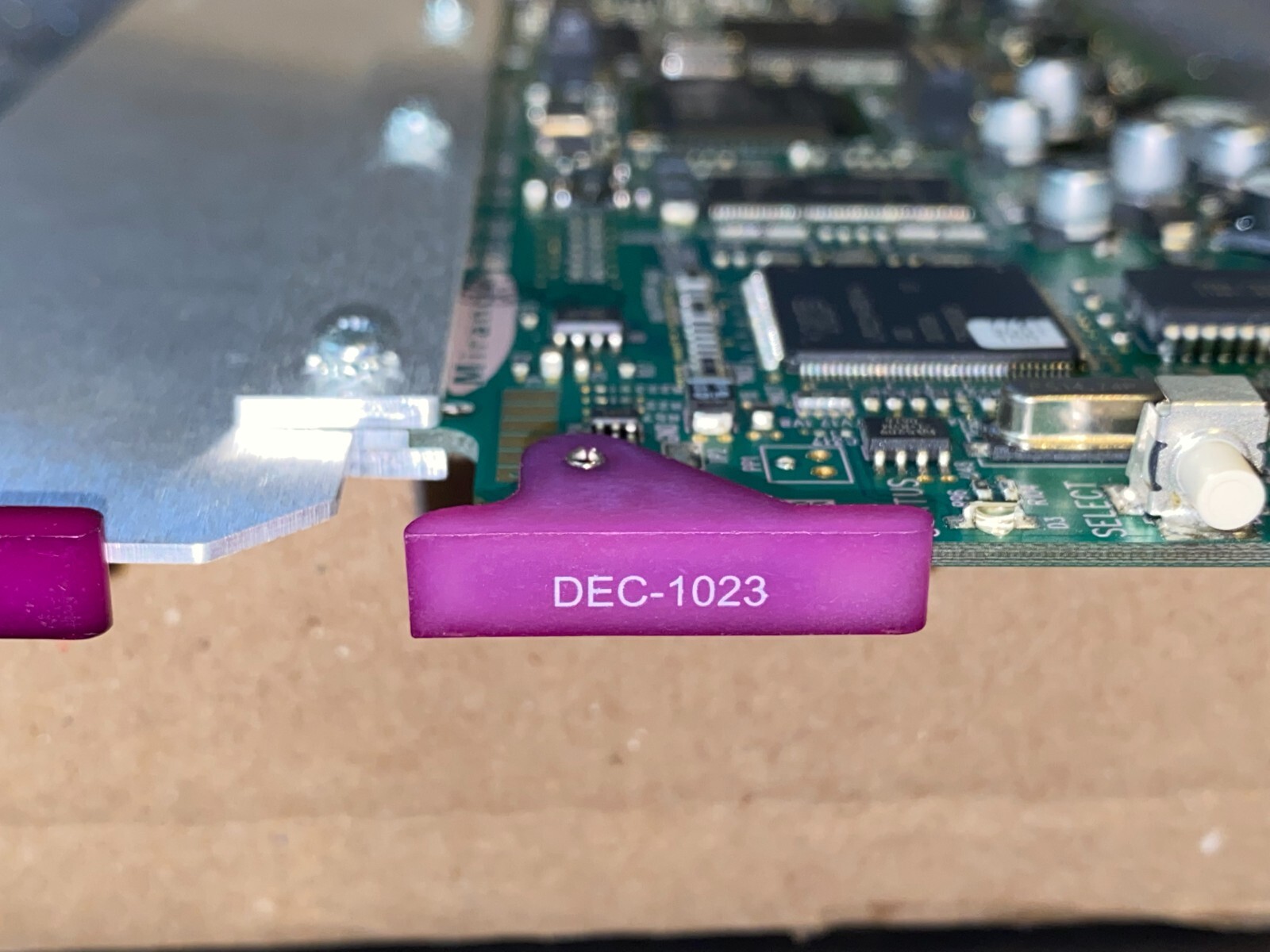 Miranda DEC-1023 12-bit composite to SDI decoder