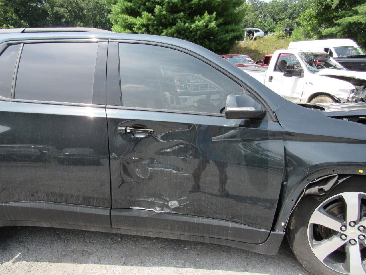 TRAVERSE 2021 Glove Box 1070049