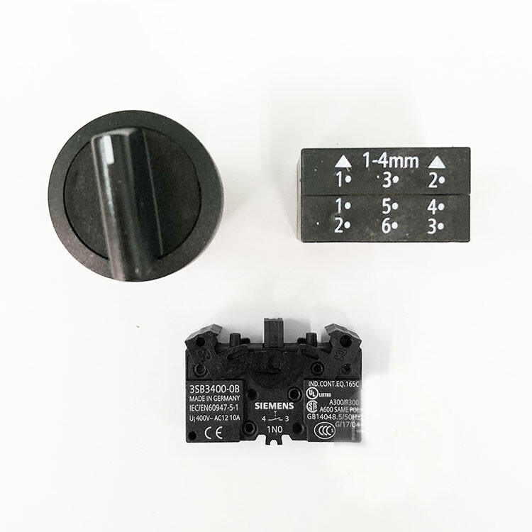 1PC NEW For SIEMENS 3SB3202-2KA11 Rotary Switch