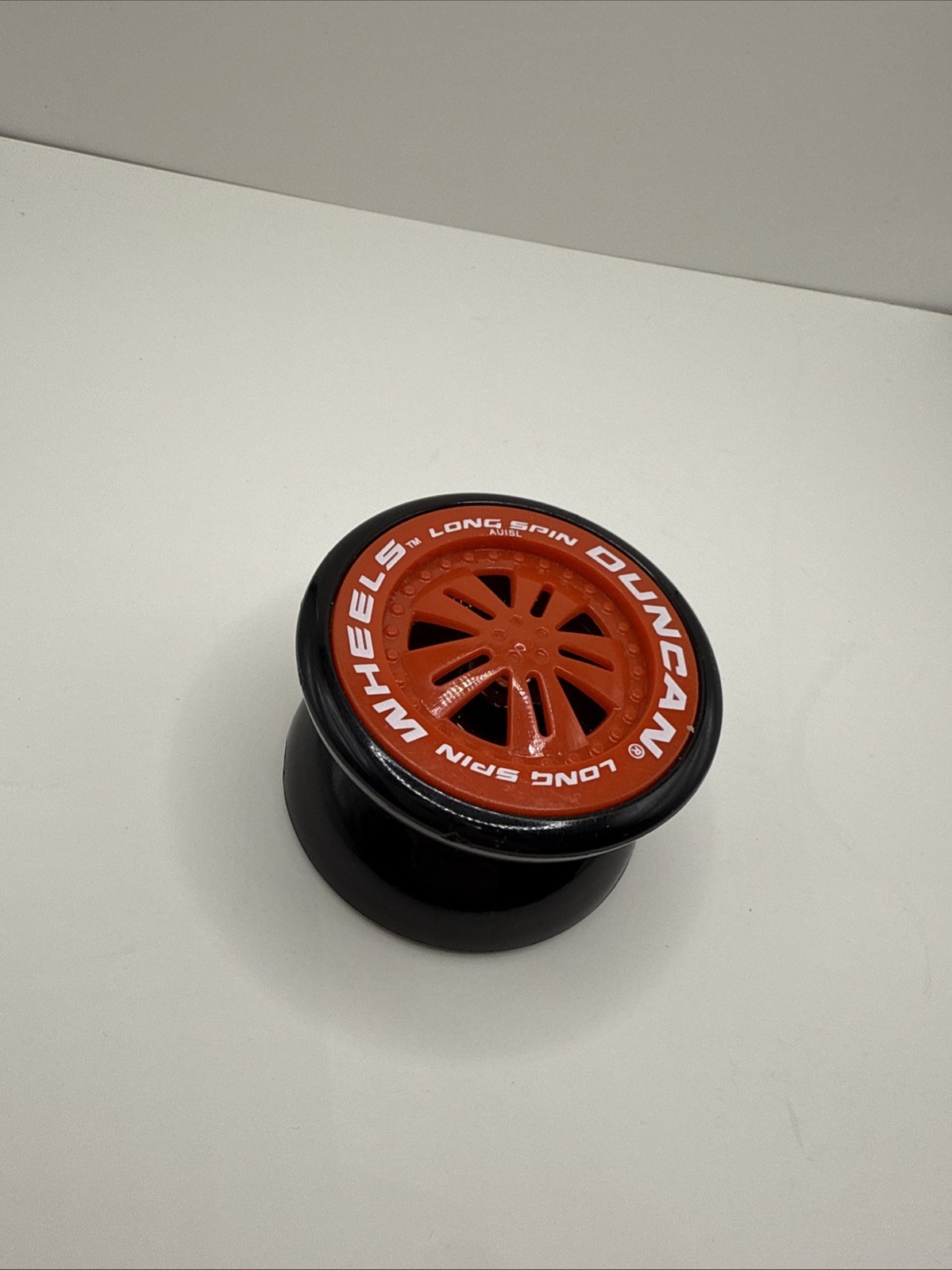 Vintage 2017 Duncan Wheels Long Spin Yo-Yo Red -RARE -