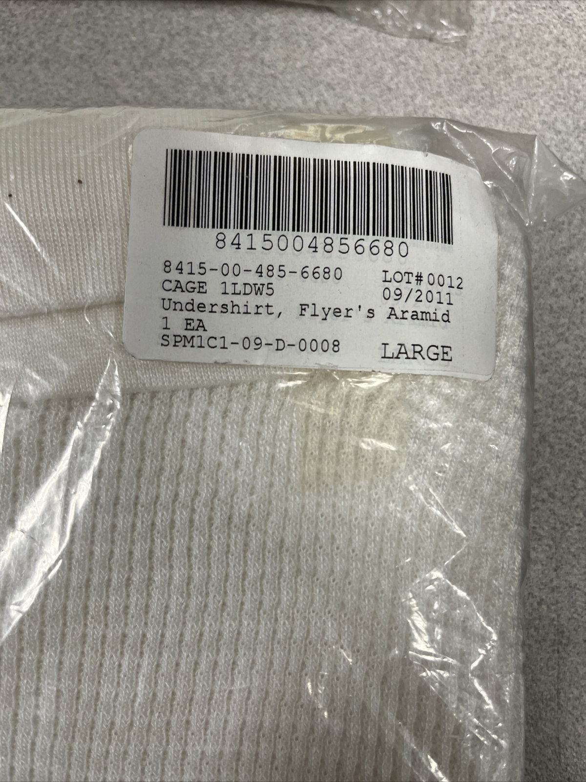 NWT, Undershirt, Flyer’s Aramid, 1 Each, Size: Large 39/24 (mz)