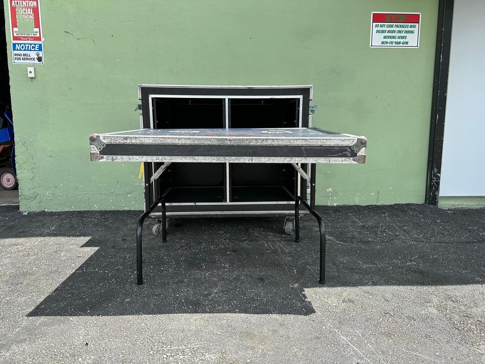 Olympic Dual 16 Space Amp Rack Case On Wheels #4184 (One)