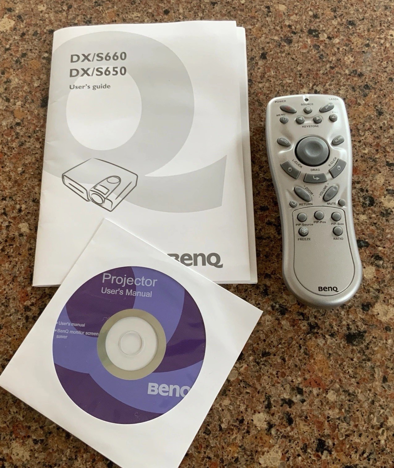 BenQ DX/S660 Projector - Complete Set - Not Turn On