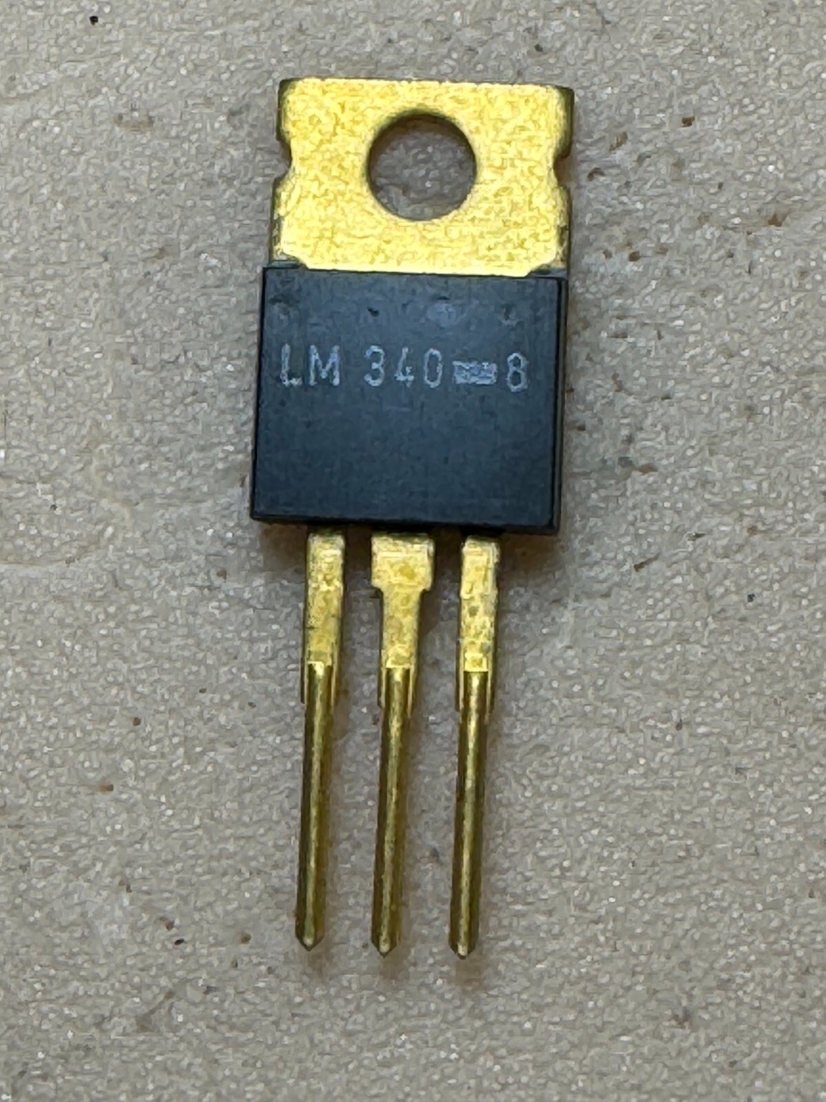 LM340-8 - Vintage