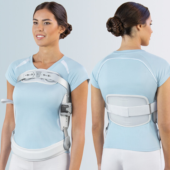 FGP F35-100 SWINGING 3-POINT VERTEBRAL HYPEREXTENSION