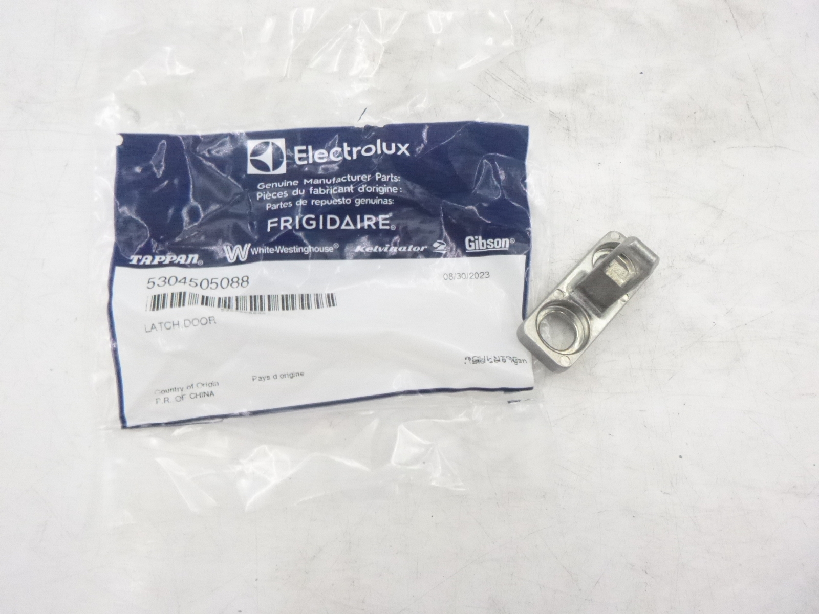 OEM Electrolux Frigidaire Washer Door Strike 5304505088