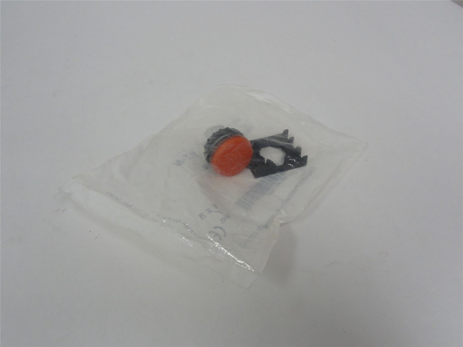 240284 New In Box; Eaton M22-L-R Pushbutton Actuator - Red Indicating Light