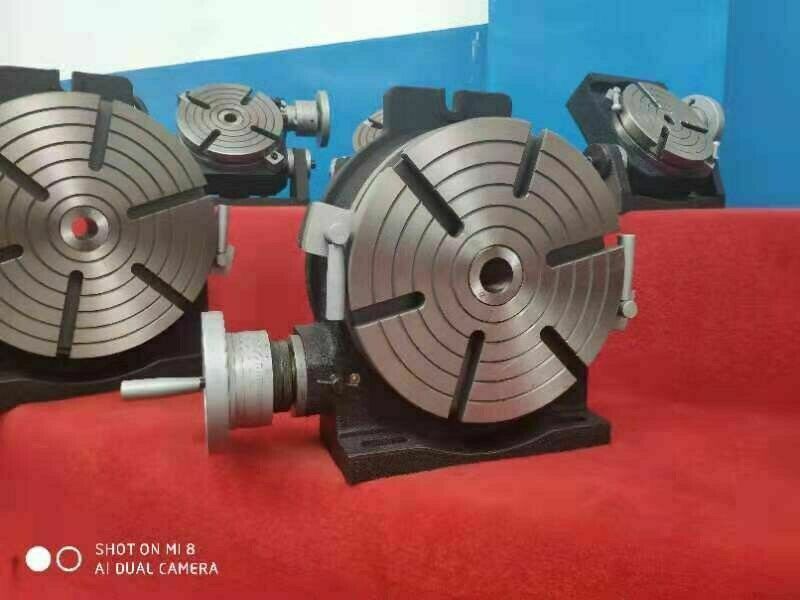 10" HORIZONTAL & VERTICAL ROTARY TABLE w. 10" 3 jaw chuck front mounting