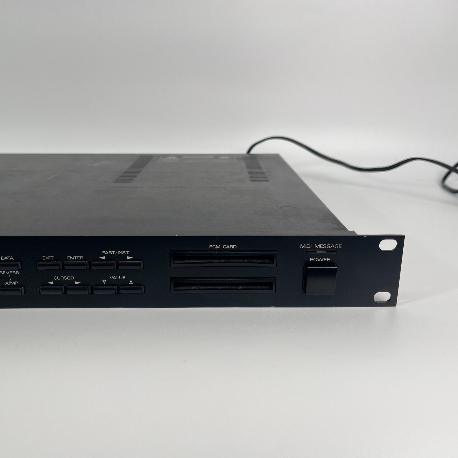 ROLAND U-220 PCM Sound Module Rack Synthesizer - Tested [pls read description]