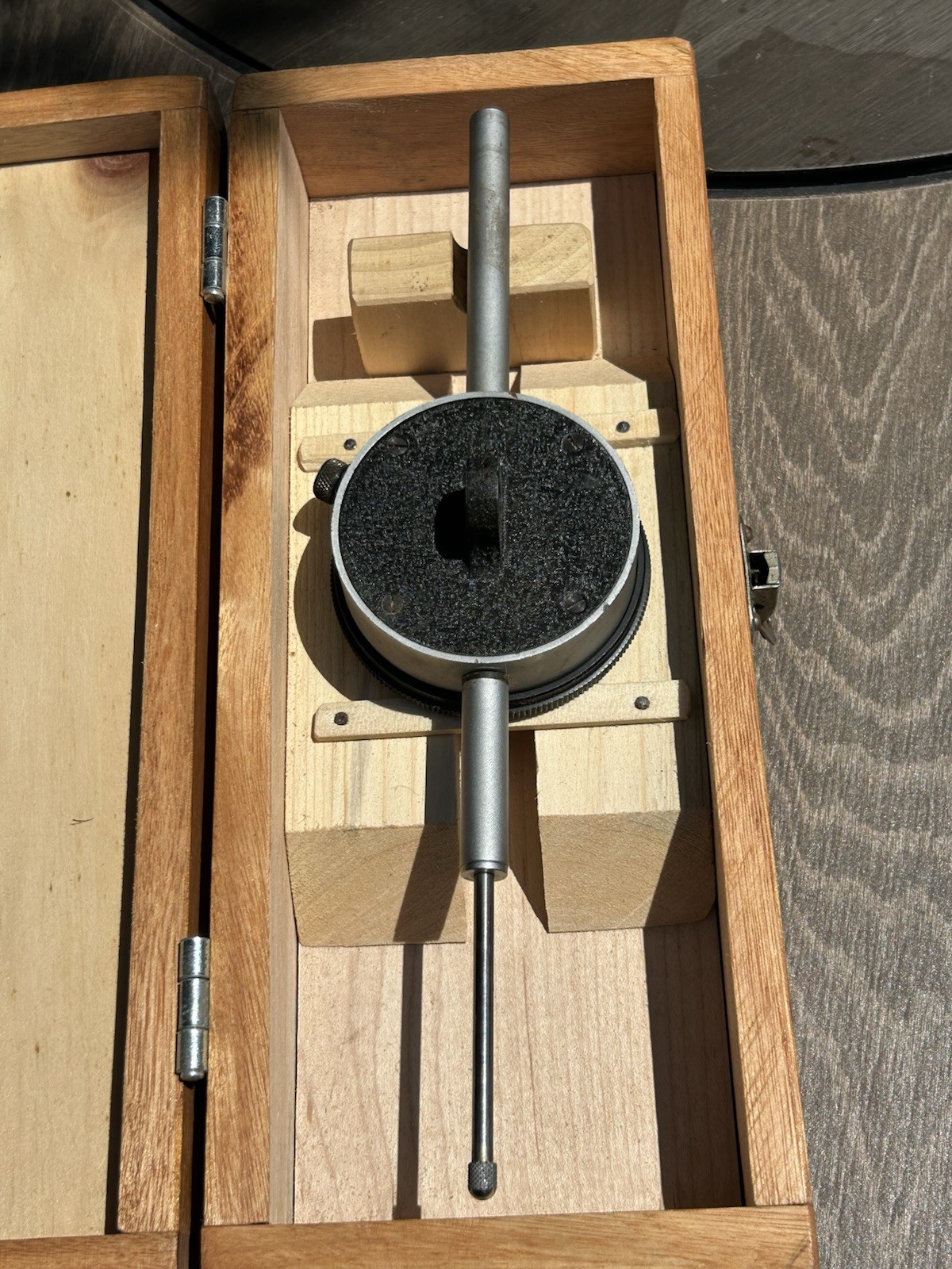 Starrett Dial Indicator 655-2041 With Case