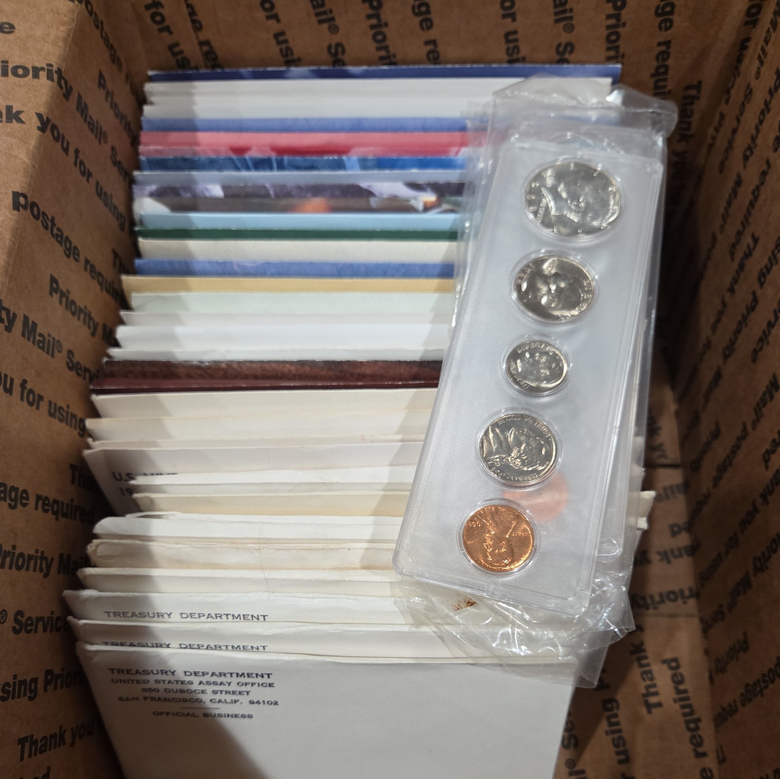 1968 to 2005 U.S. Mint Sets - 32 Sets. (NO 96, 01, 02, 04)