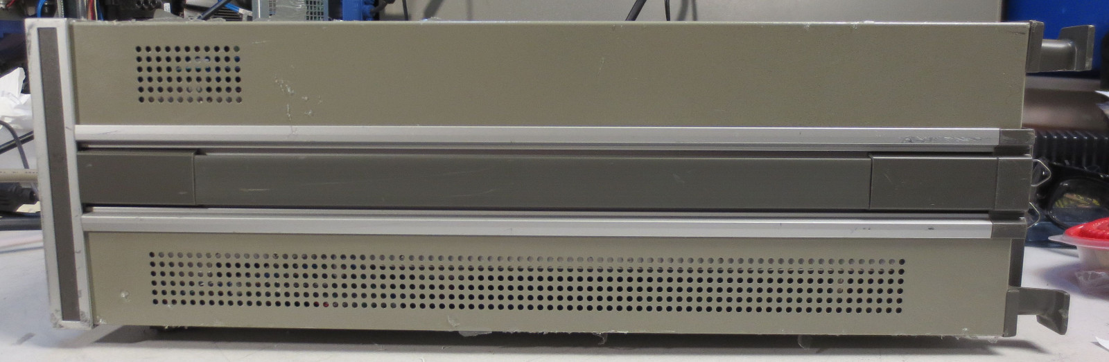 LEADER 1604A Programmable Video Generator