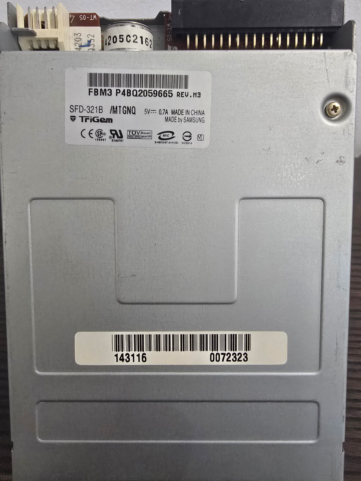 TriGem SFD-321B Internal Floppy Drive TFiGem 3.5" no faceplate
