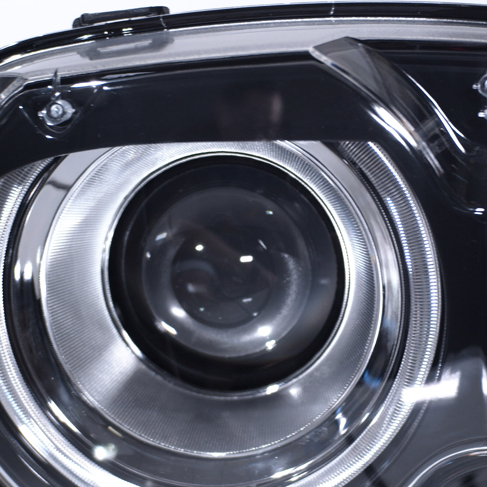 Passenger Headlight For 2015-2023 Dodge Challenger Halogen Projector w/ LED DRL