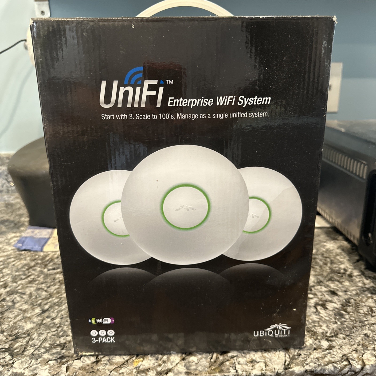 Ubiquiti UniFi UAP-3  3 Pack -- Enterprise Wifi System. NEW.