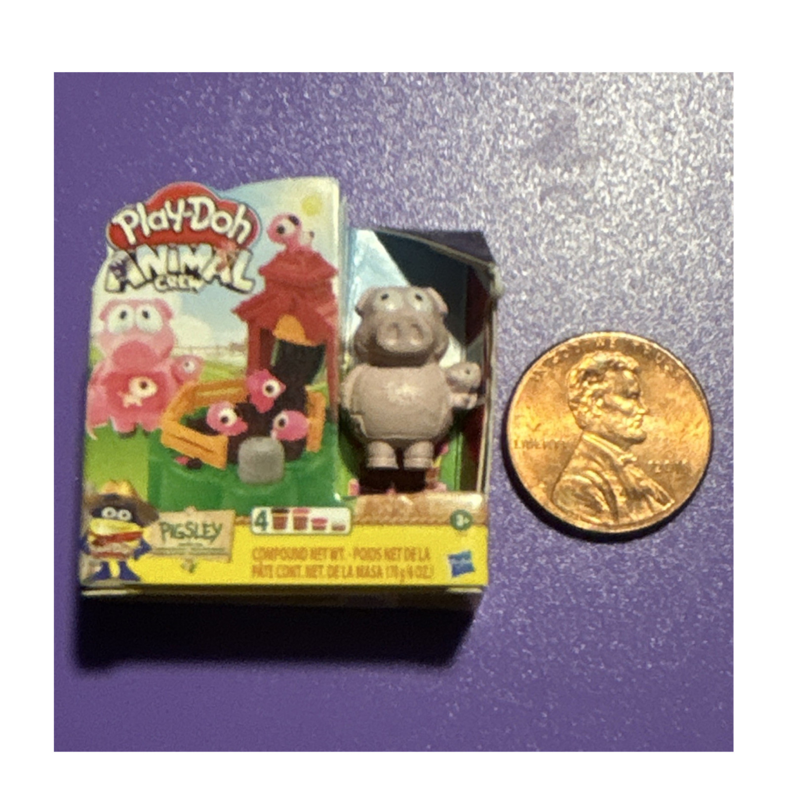Mini Brand Play-Doh Animal Crew Pigsley Mini Figure Modeling Clay Set