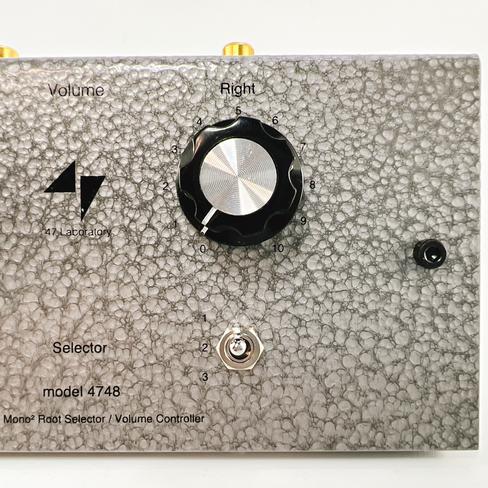 47 Laboratory 4748 Passive Mono Input Selector Controller Preamplifier NEW Japan