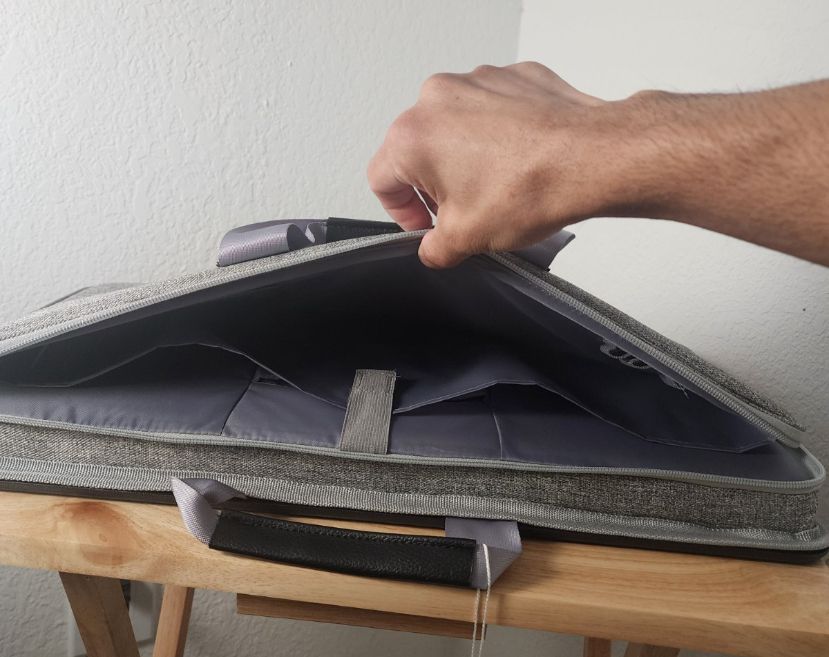 Lap Desk with carrying case for laptops up to 15.6"