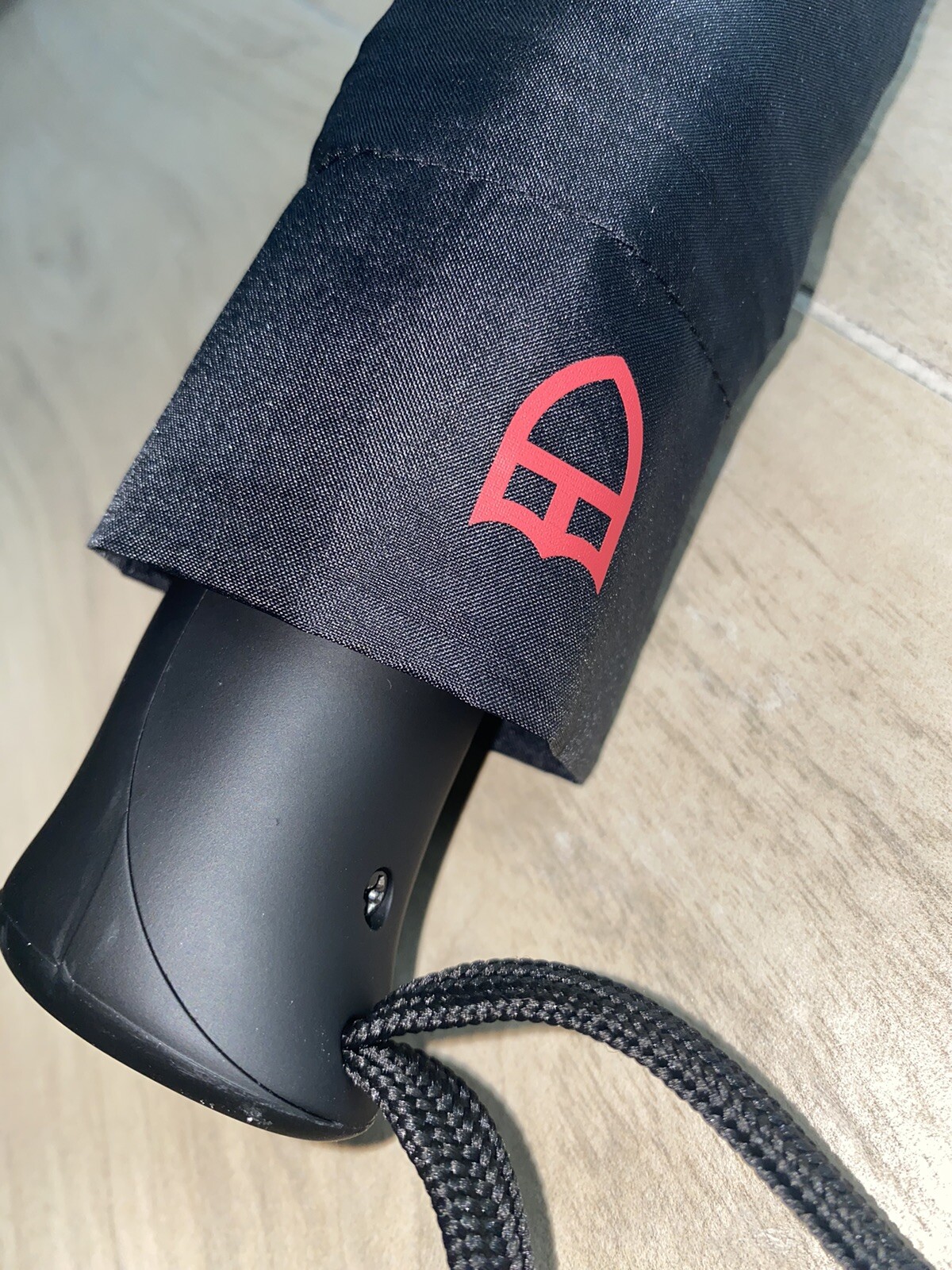 Tudor Black Umbrella/Black Umbrella