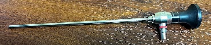 Linvatec  0430E 4 x 30 Autoclavable Arthroscope in Excellent Working Condition