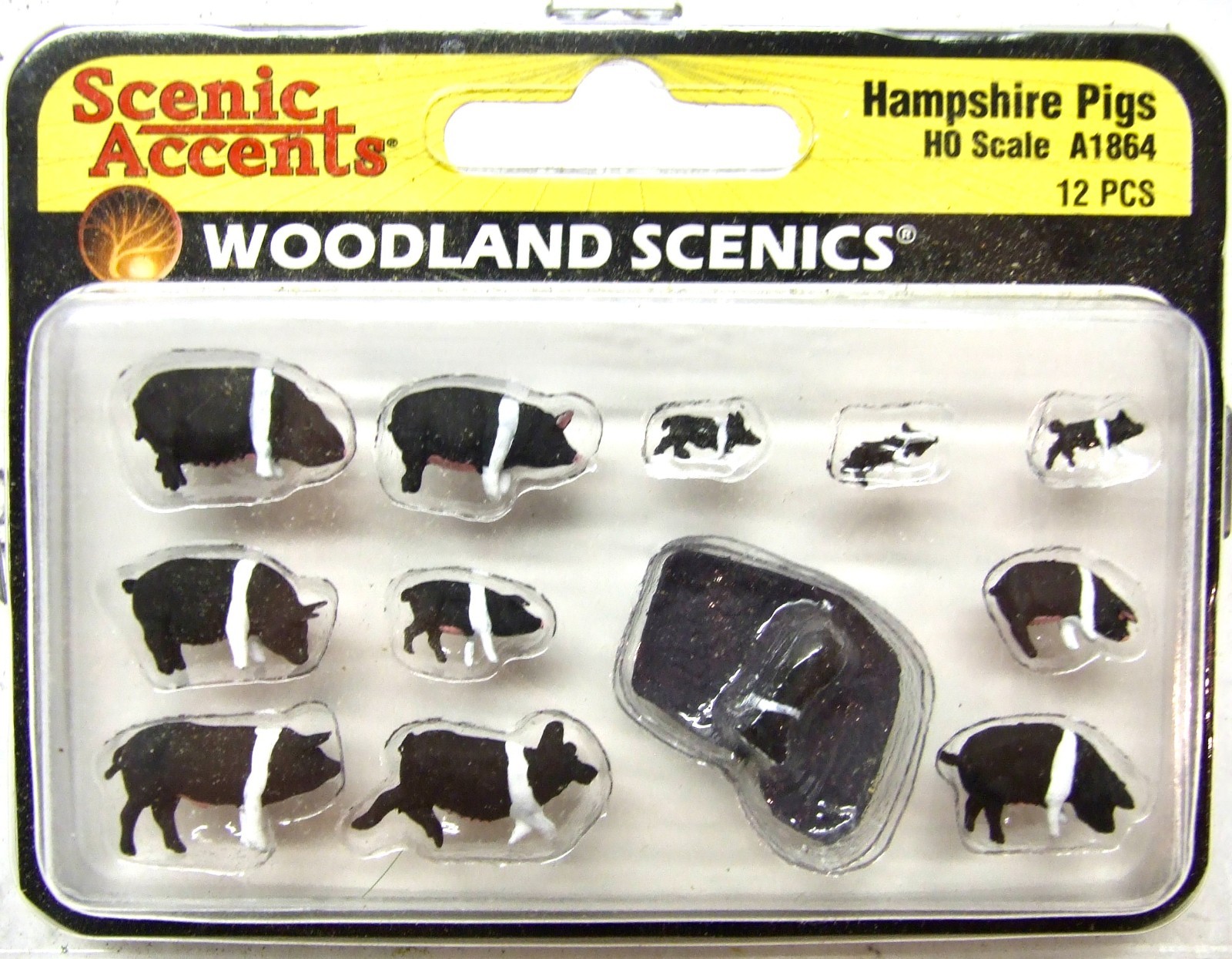 HO Scale Woodland Scenics Hampshire Pigs A1864