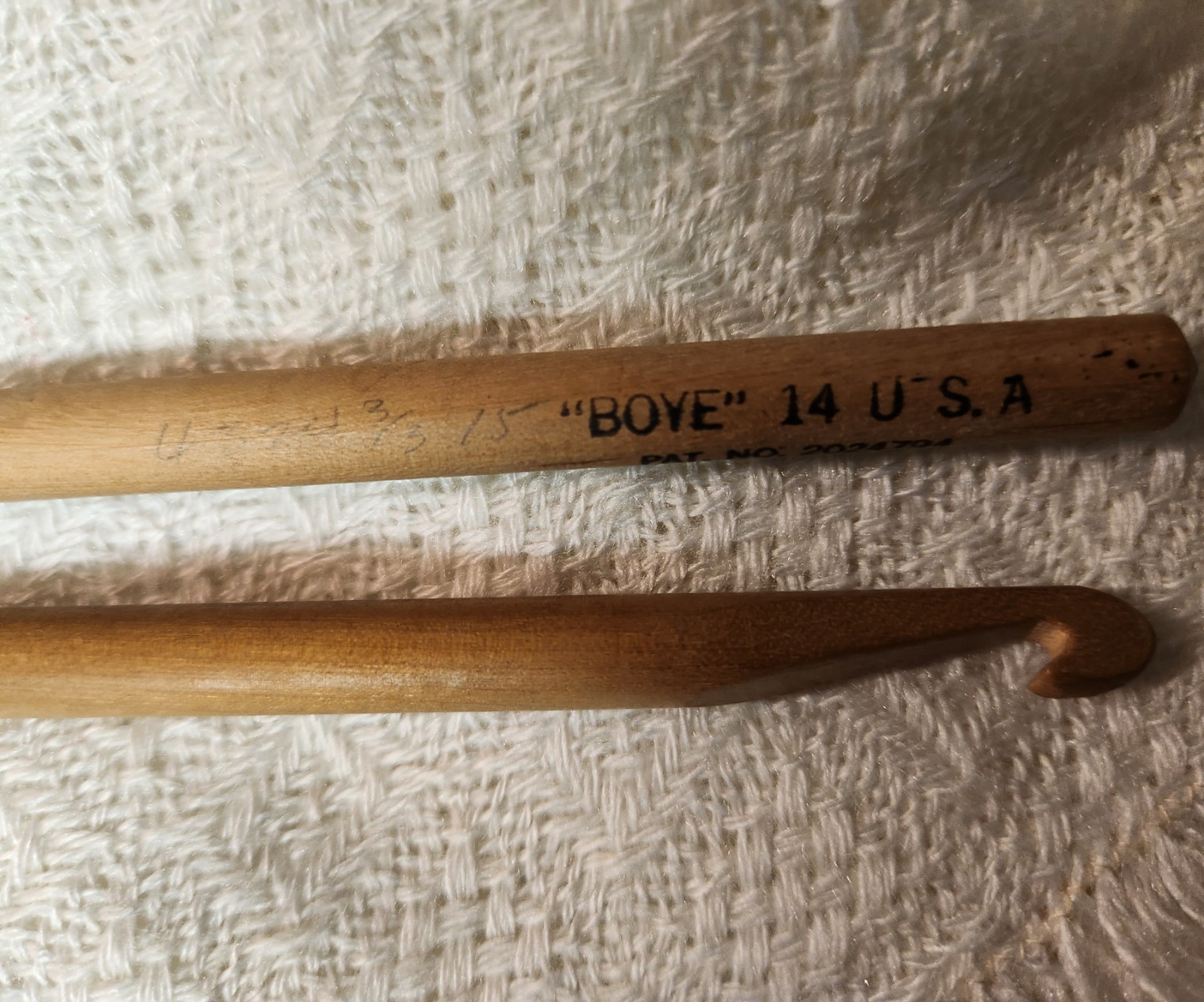 Boye 14 Wood Crochet Hooks