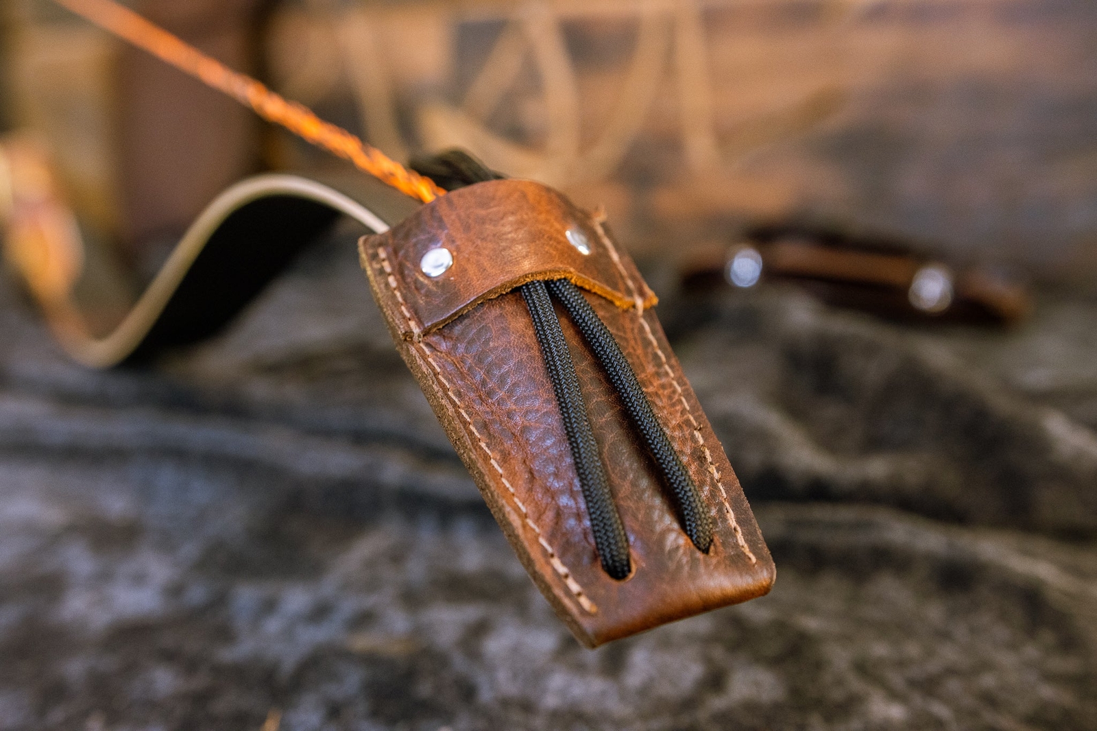 Bow Stringer