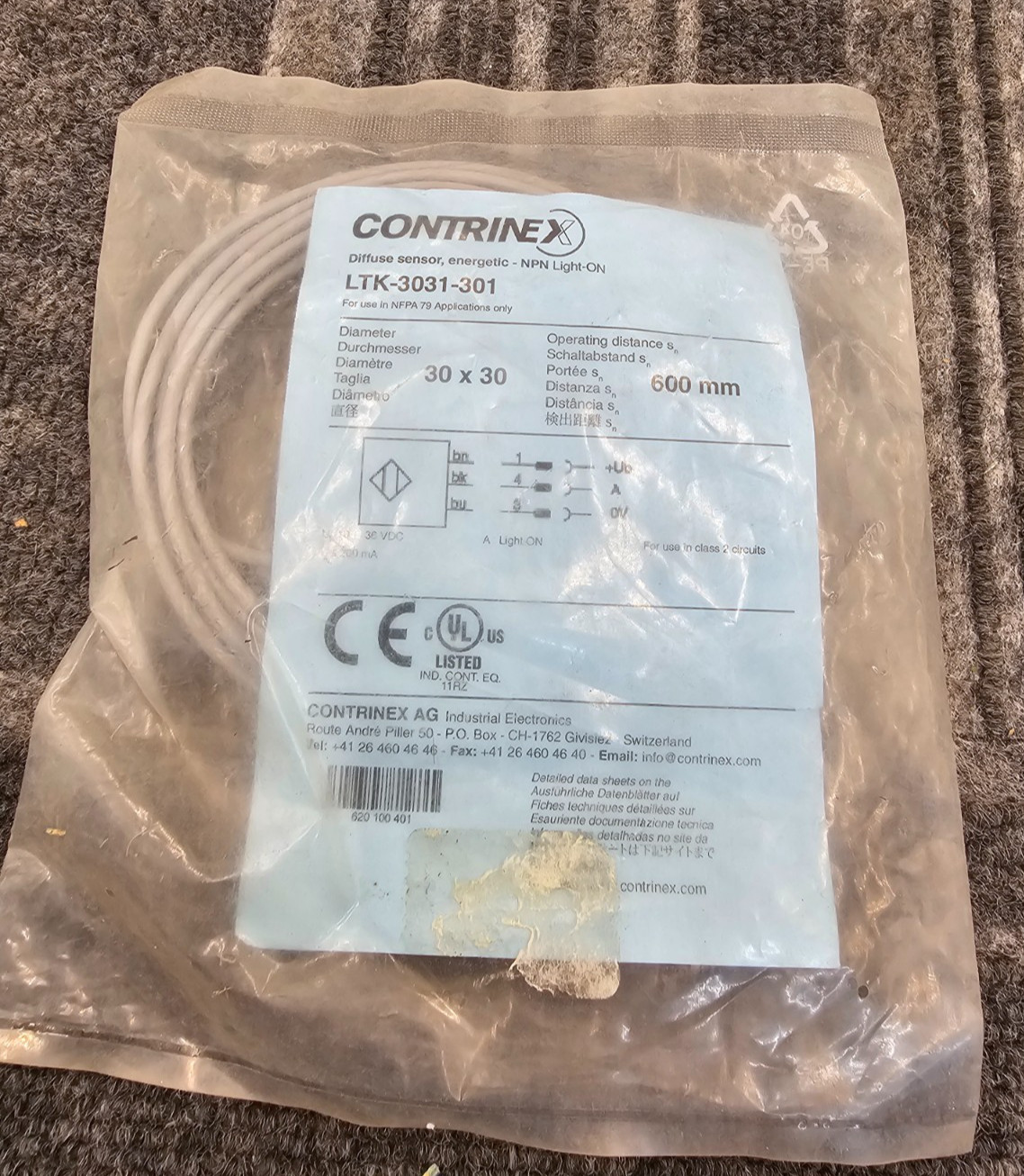 Contrinex LTK-3031-301: Photoelectric Sensor Compact Diffuse 30mm NPN 3-Wire
