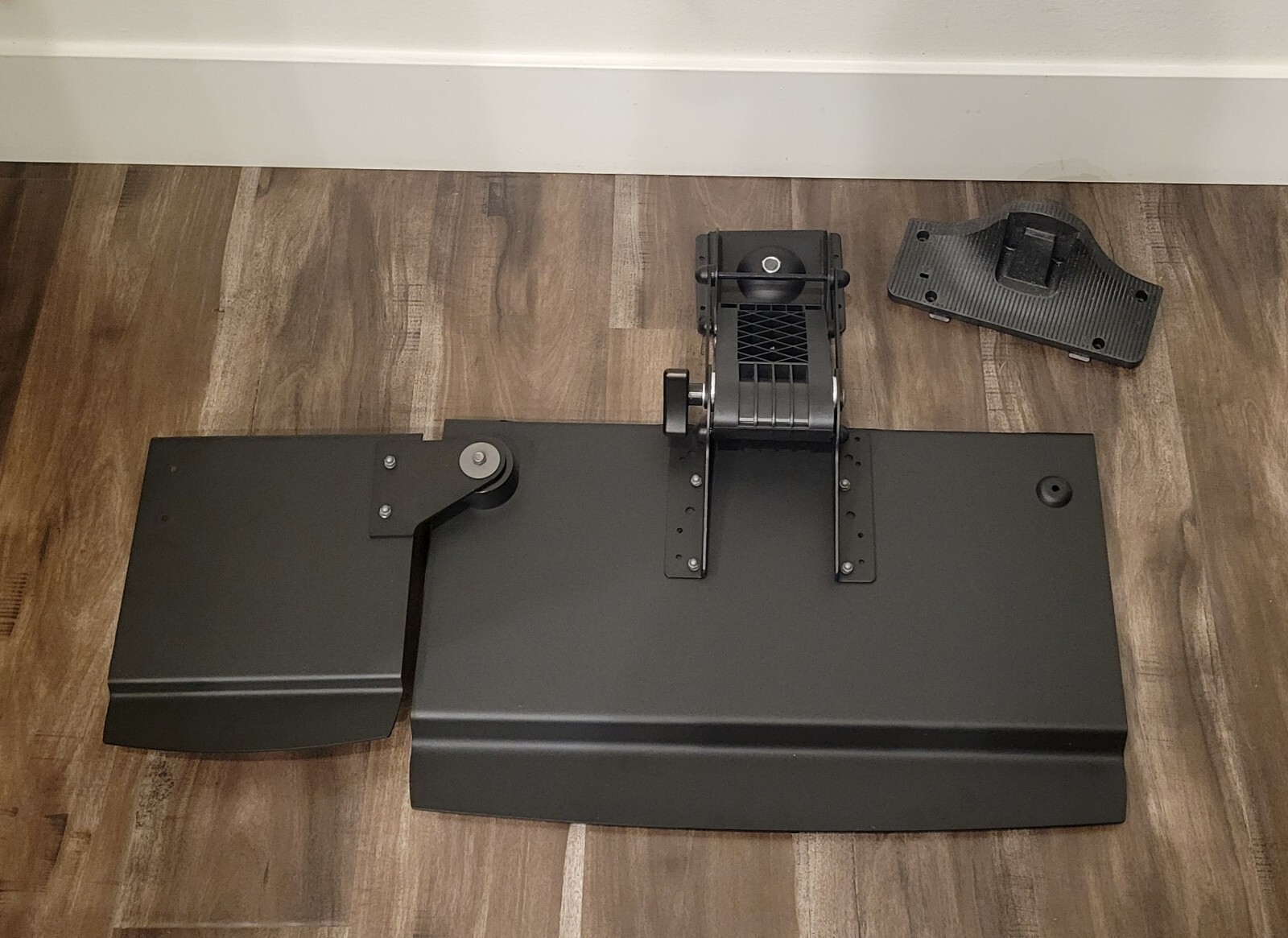 Fellowes Under Desk Keyboard Mount With Mousepad Rest