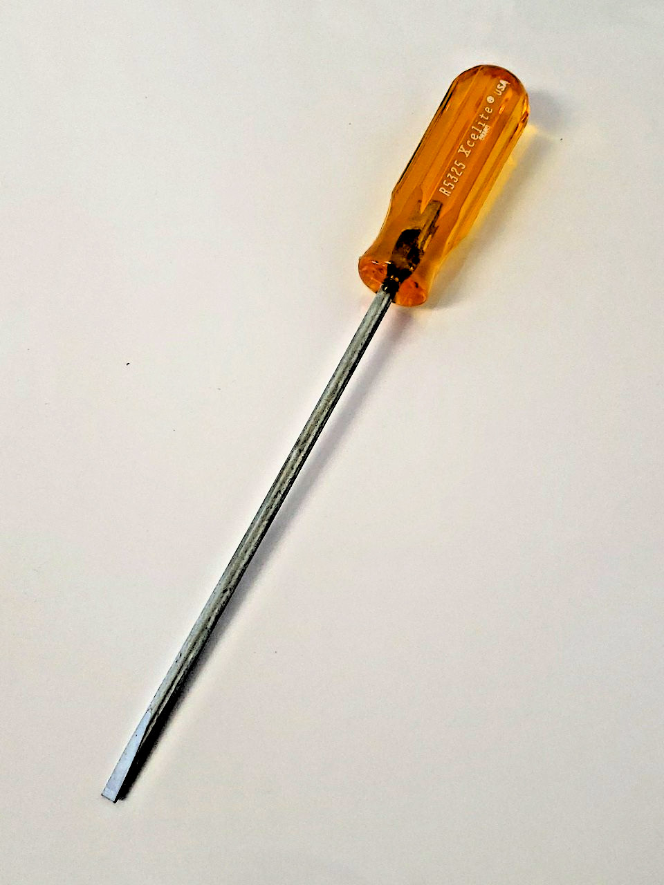 Xcelite R5325 5/32" x 5" Regular Round Blade Screwdriver, Amber Handle