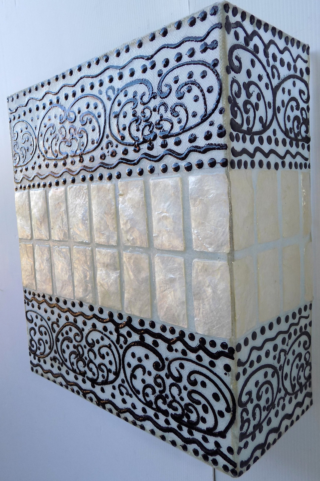 Applique Resin And Nacre White cm27x12x30 Ethnic Light Wall Modern A