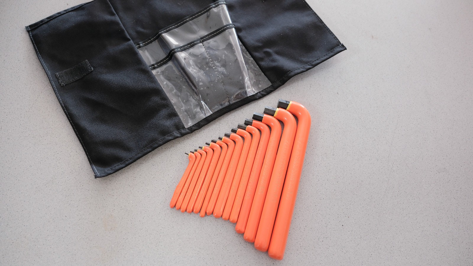 CEMENTEX 14 Piece SAE 1000V Insulated Hex Wrench Set with Canvas Bag 1/16-1/2"