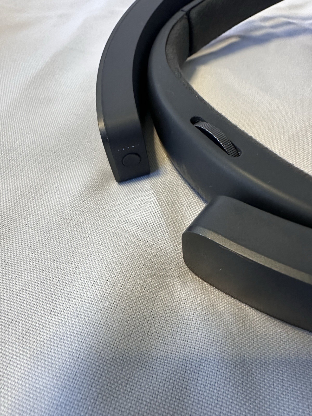 Microsoft HoloLens Developer Edition 1st Generation & Genuine Carry Case