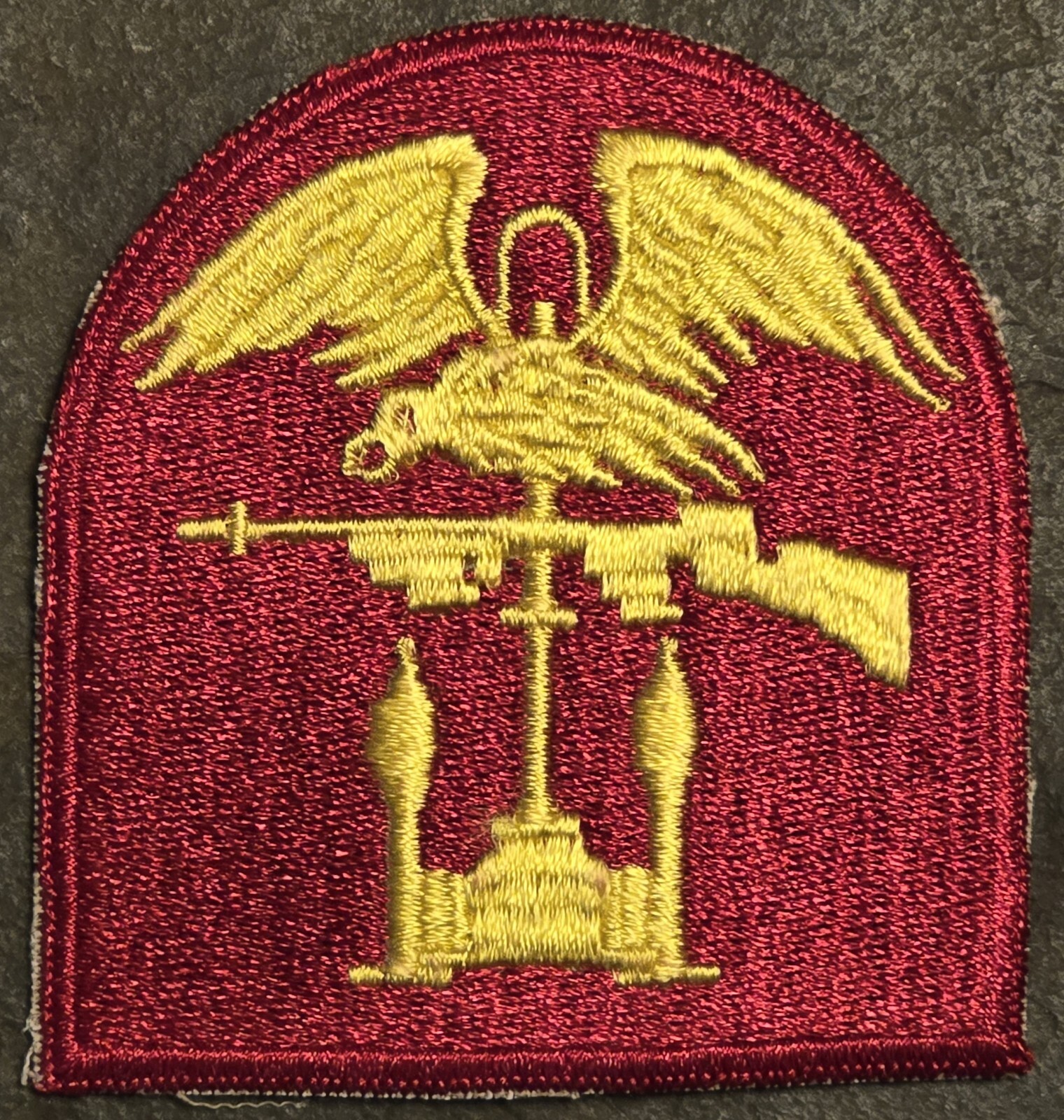 USN US NAVY AMPHIBIOUS FORCES RED & GOLD COLOR DRESS UNIFORM PATCH VTG MILITARY