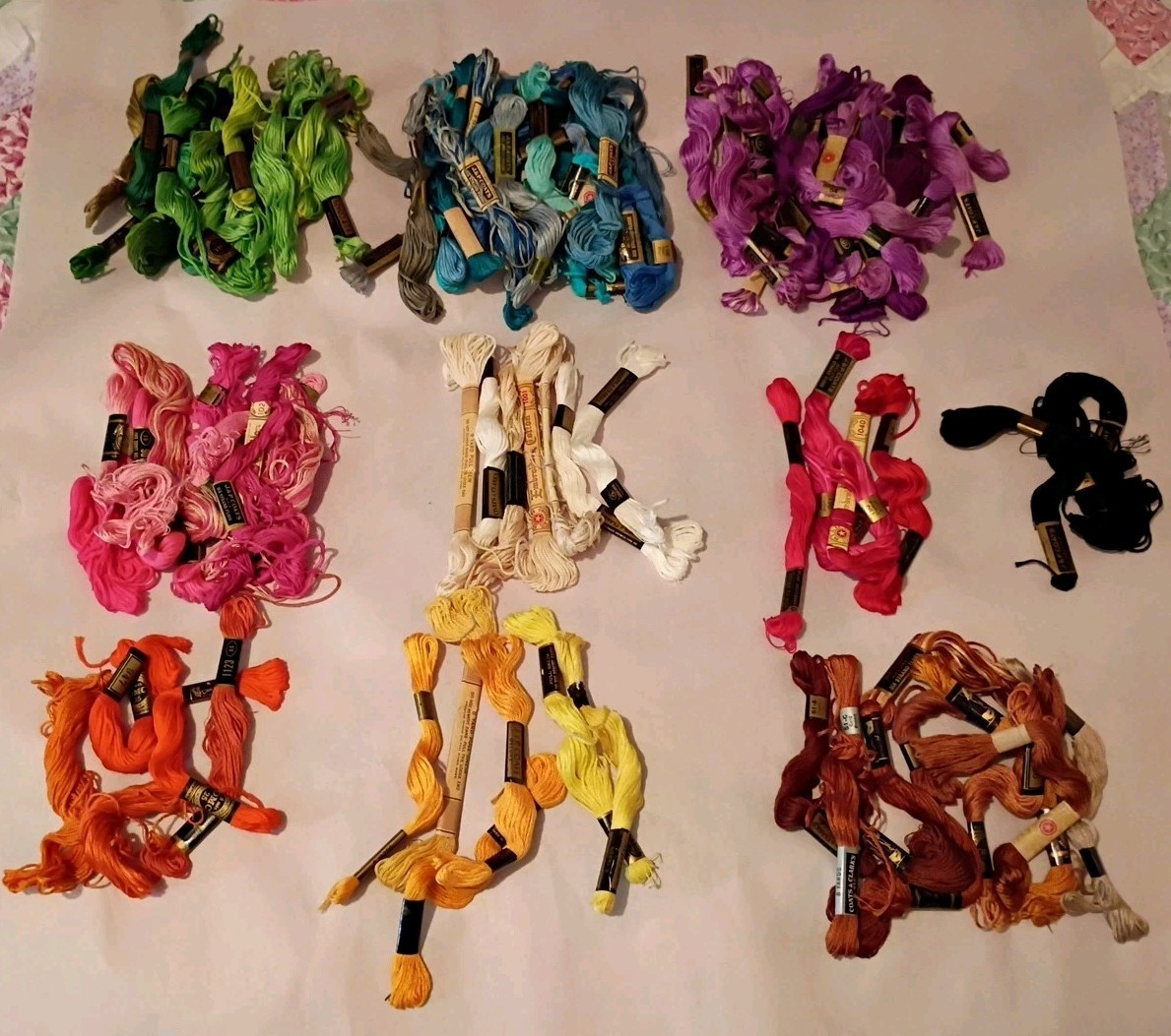 105 Vintage Skeins Of American Multicolor Embroidery Floss J&P Costs & Clarks