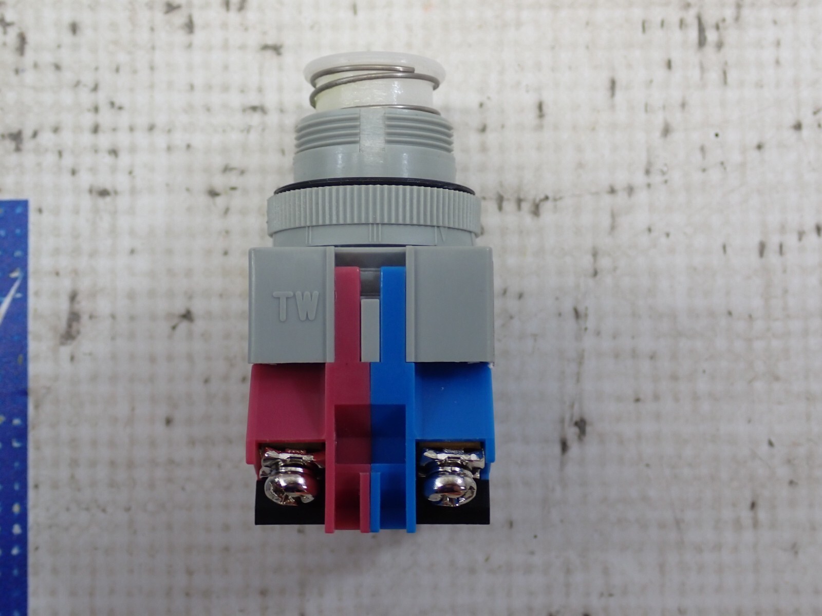 IDEC ABW211-G Green Pushbutton 120-600V AC