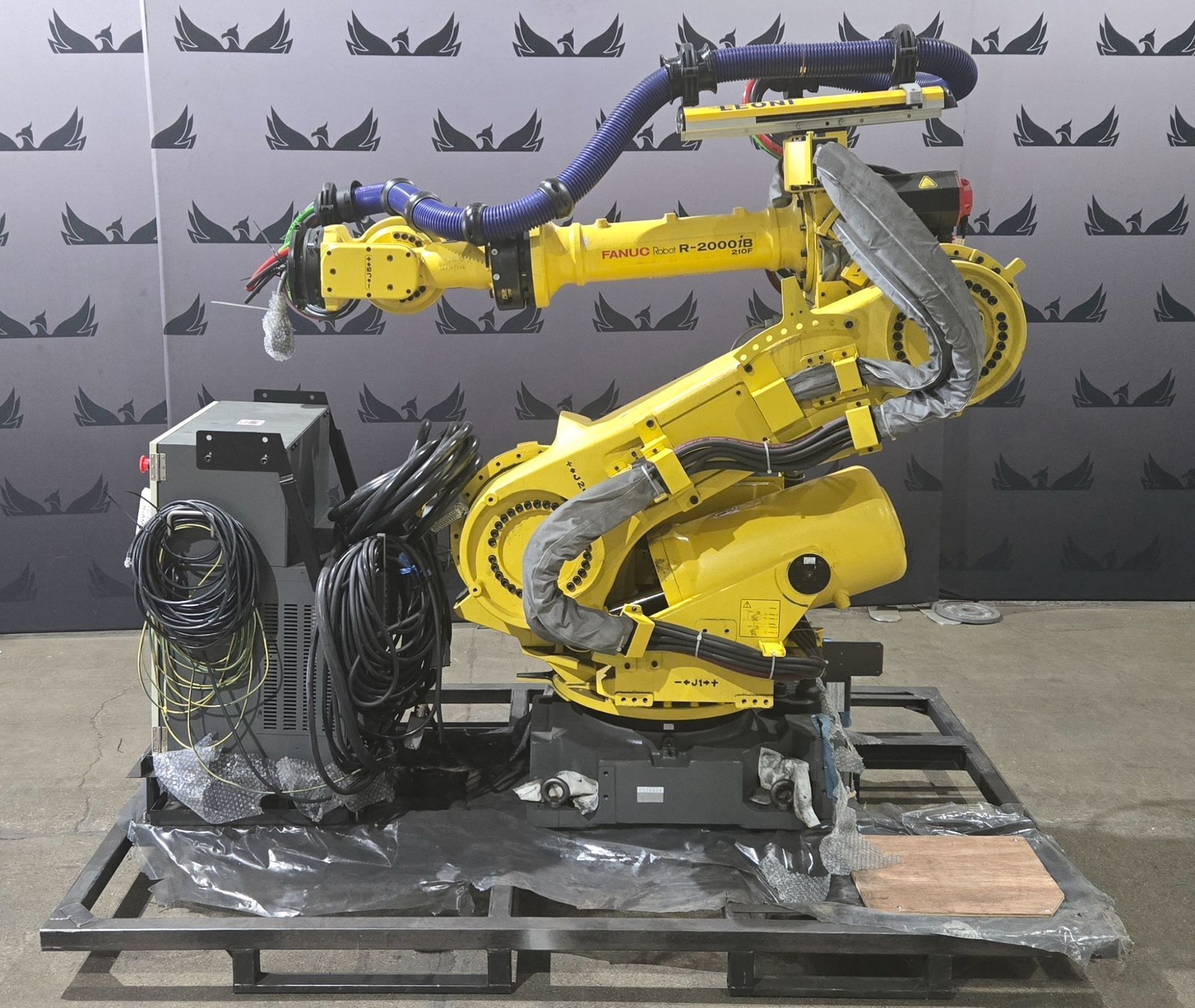 FANUC R-2000iB/210F Robot with R-30iB Controller NEW